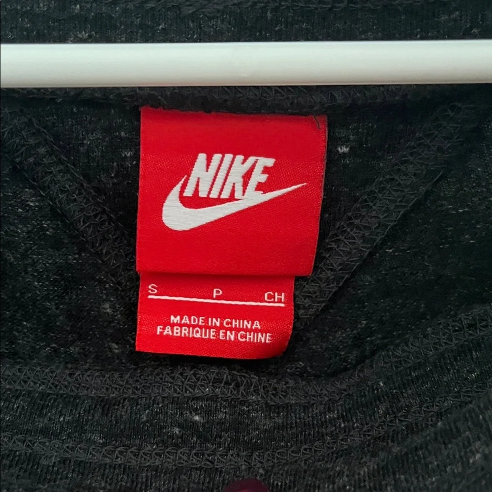 Nike Dark Gray Cropped Joggers with White Accents - Picture 2 of 3